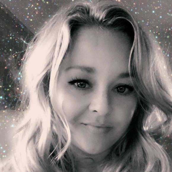 Meet your Posher, Cassie - Picture 1 of 1